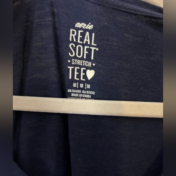 Aerie Deep Blue V-Neck Short Sleeve Tee - Picture 3 of 3